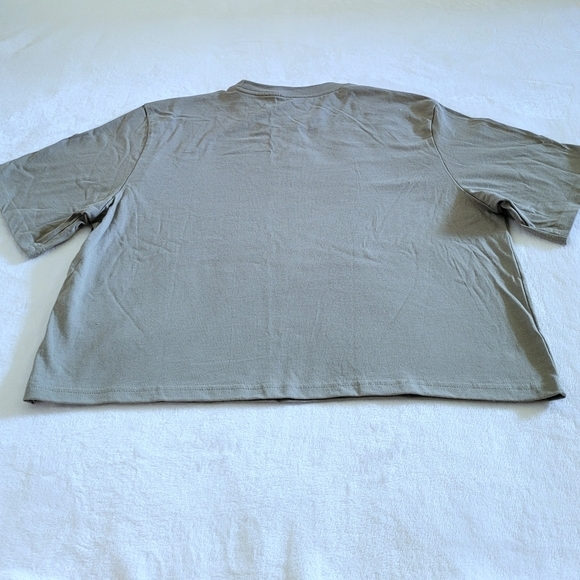 Adidas New York City🏙 Peace Dove🕊 Tee👕 - NWT - Picture 13 of 14